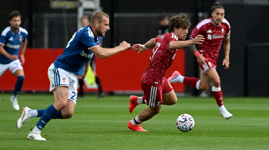 Liverpool vs Como (00:00 - 17/08)